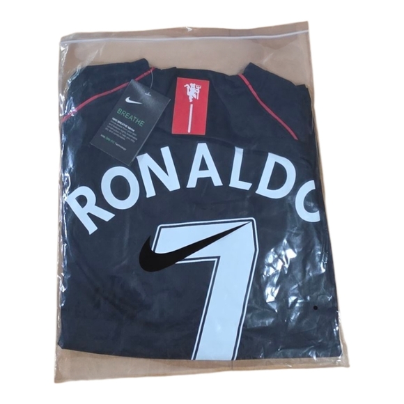 Cristiano Ronaldo Manchester United 2007/2008 Black Long Sleeve Soccer Jersey - Picture 5 of 5